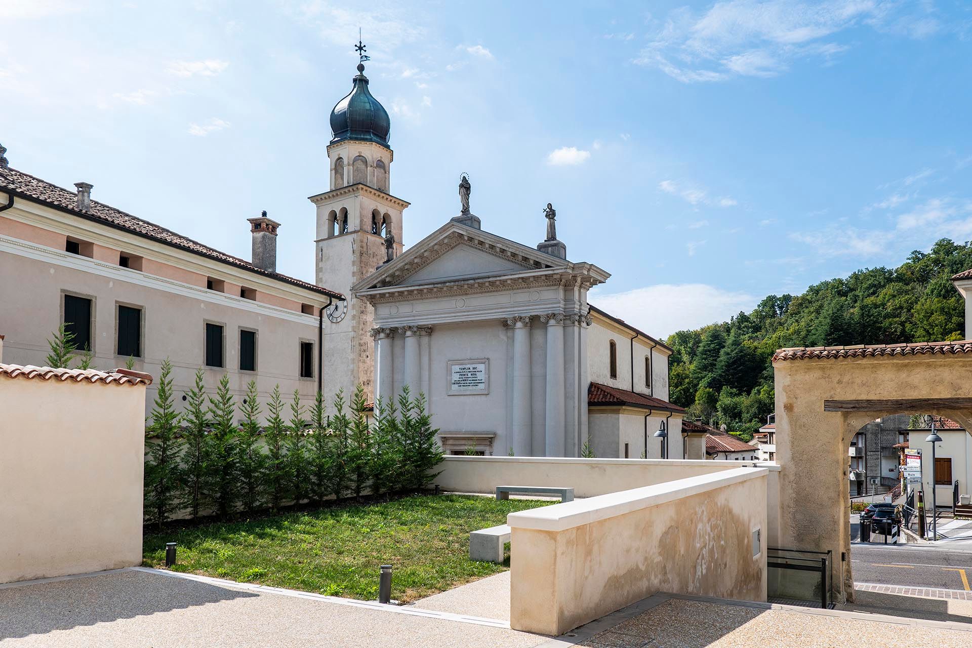 Foto realizzazione area verde per committente Comune di Tarzo