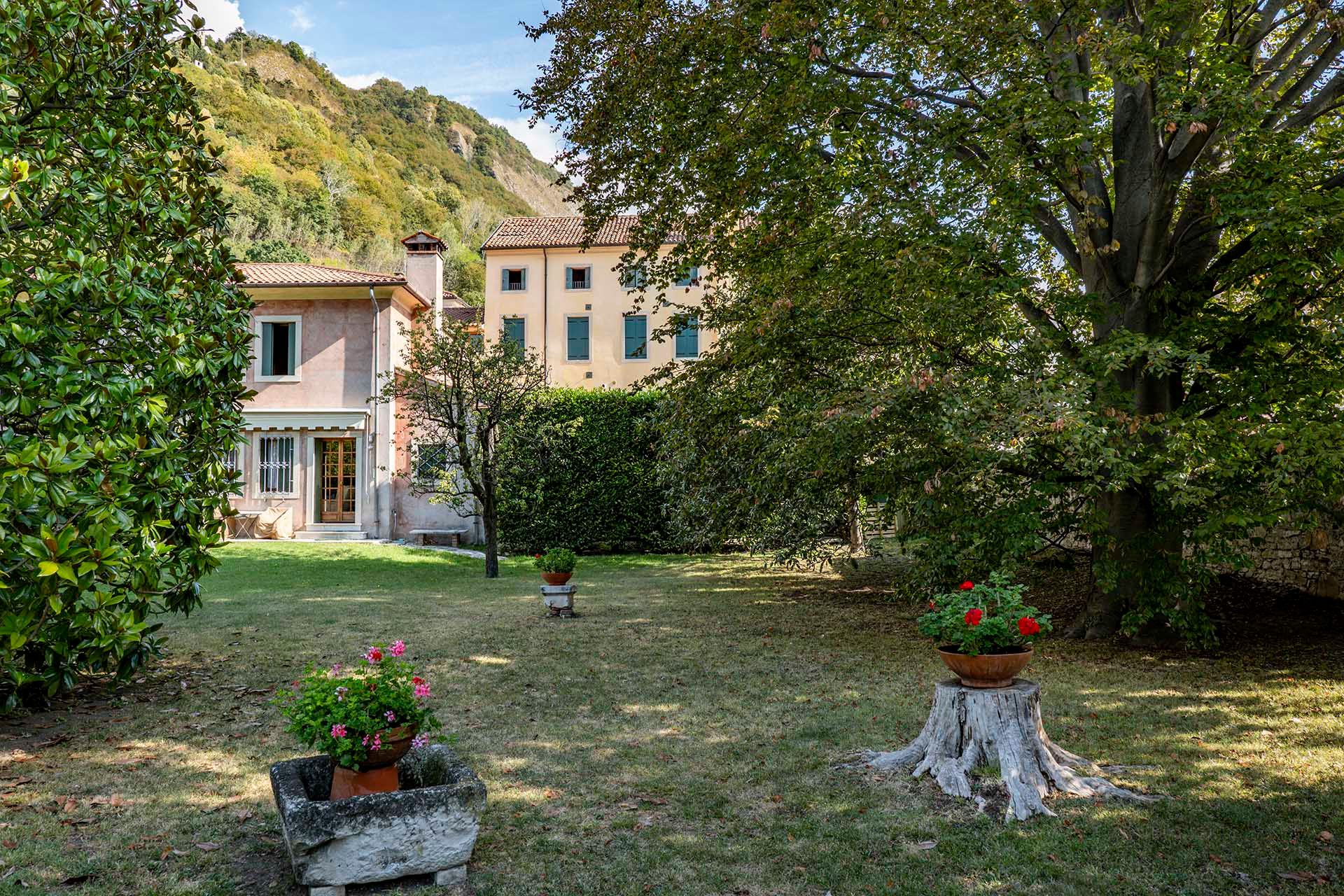 Foto giardino di una villa privata in provincia di Treviso' 