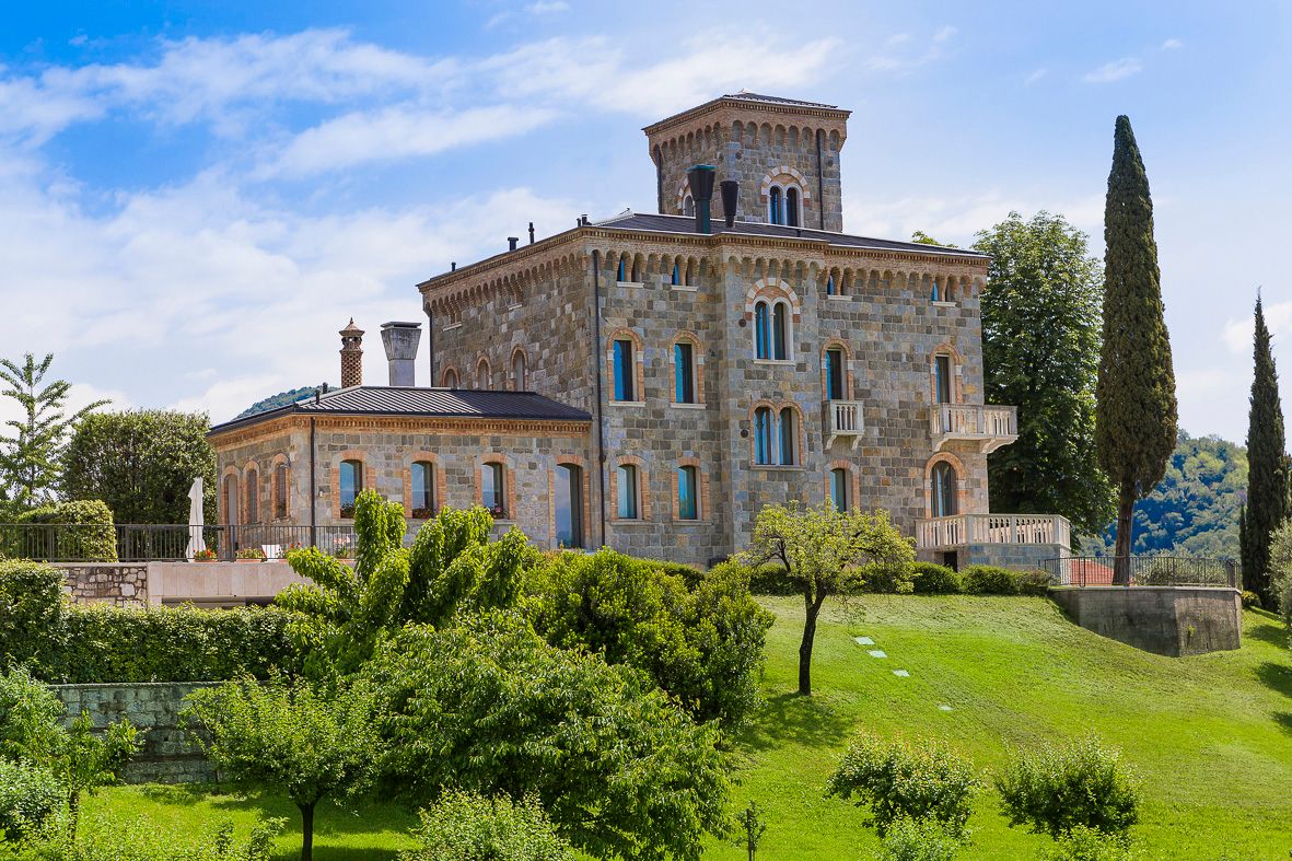 Antonio Faraon disegna un giardino